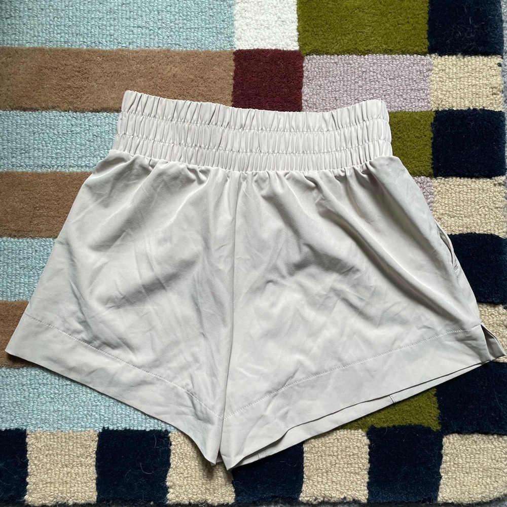 Abercrombie & Fitch Cream Workout Shorts - Picture 3 of 4